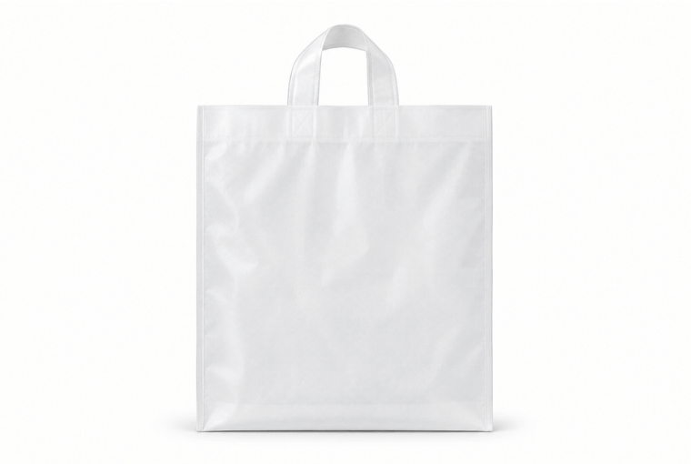 Sac blanc à poignées souples Sac blanc à poignées souples intégrées, avec surface texturée et coutures visibles.